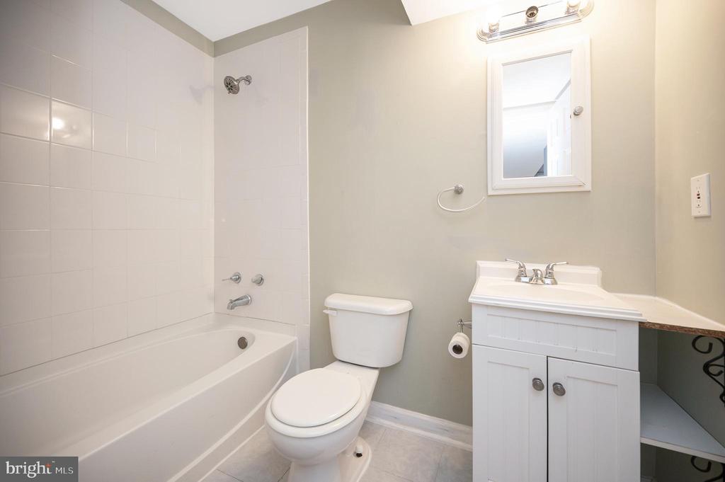 14140 Estate Manor Dr