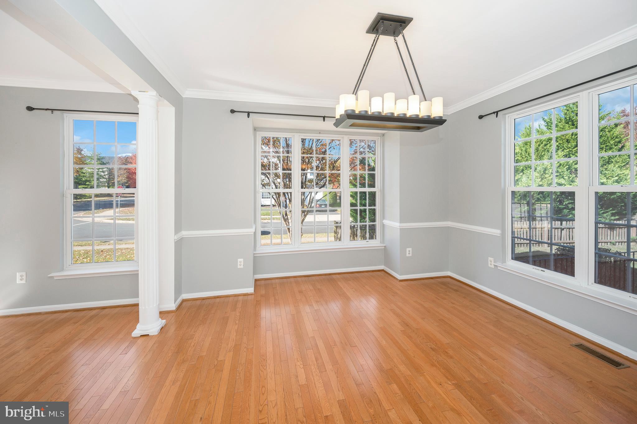 14140 Estate Manor Dr