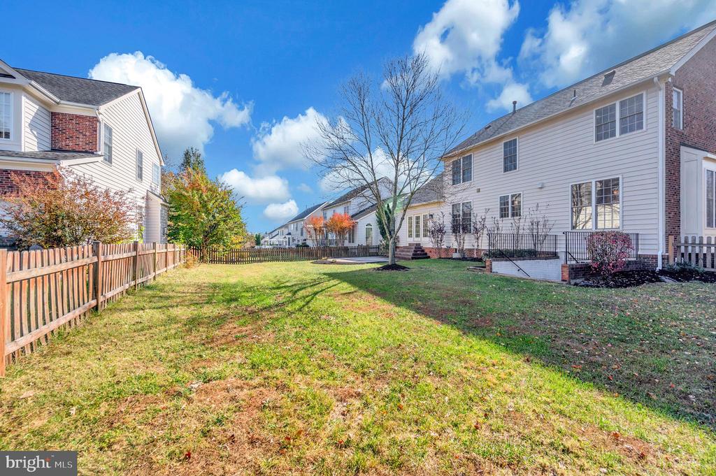 14140 Estate Manor Dr
