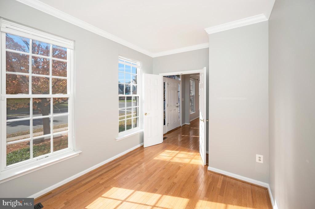 14140 Estate Manor Dr