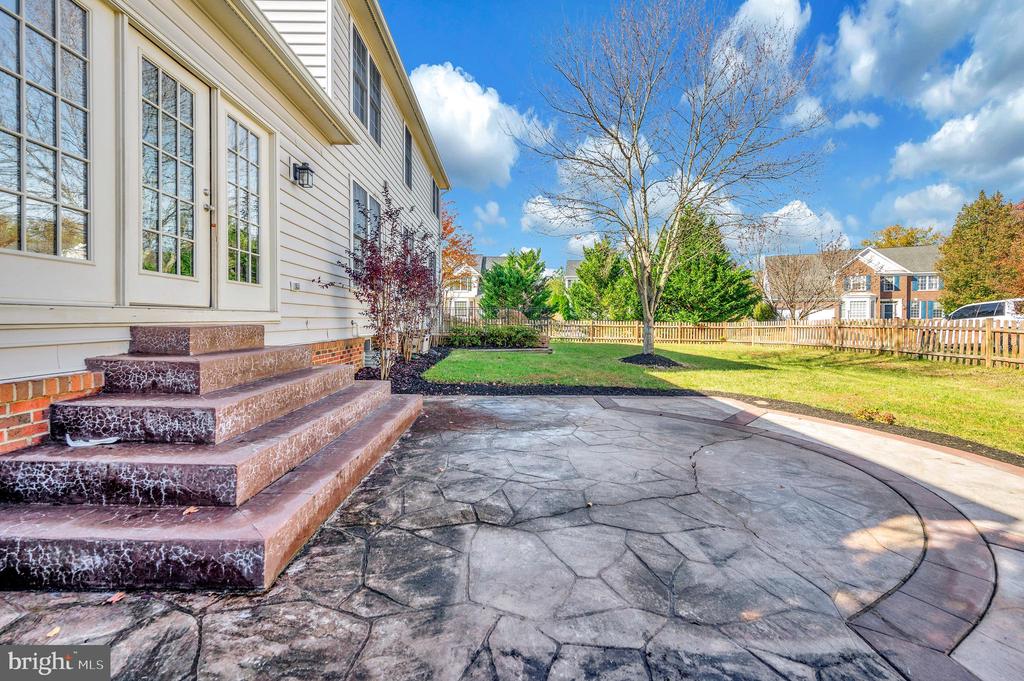 14140 Estate Manor Dr