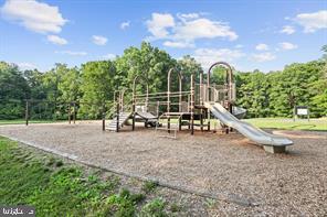 11555 HILL MEADE LN
