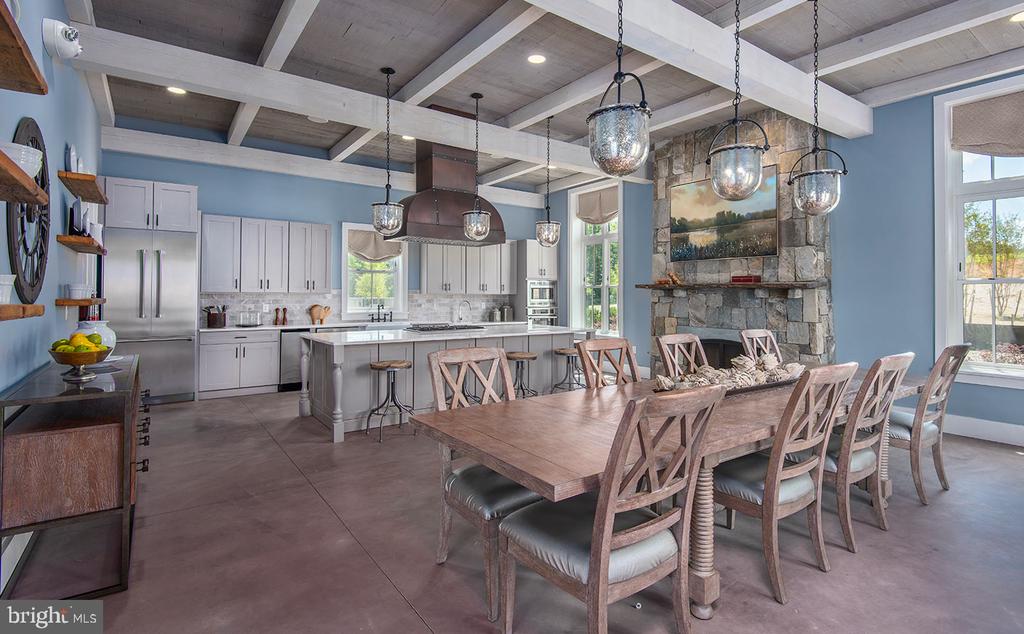 1594 Meadowlark Glen Rd