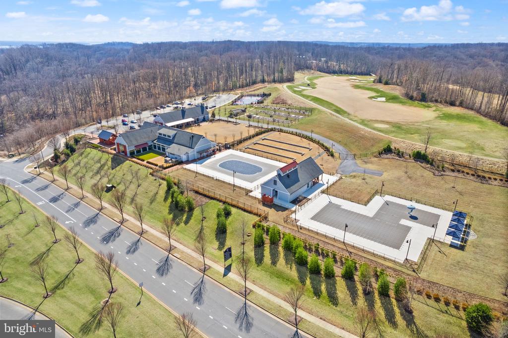 1594 Meadowlark Glen Rd