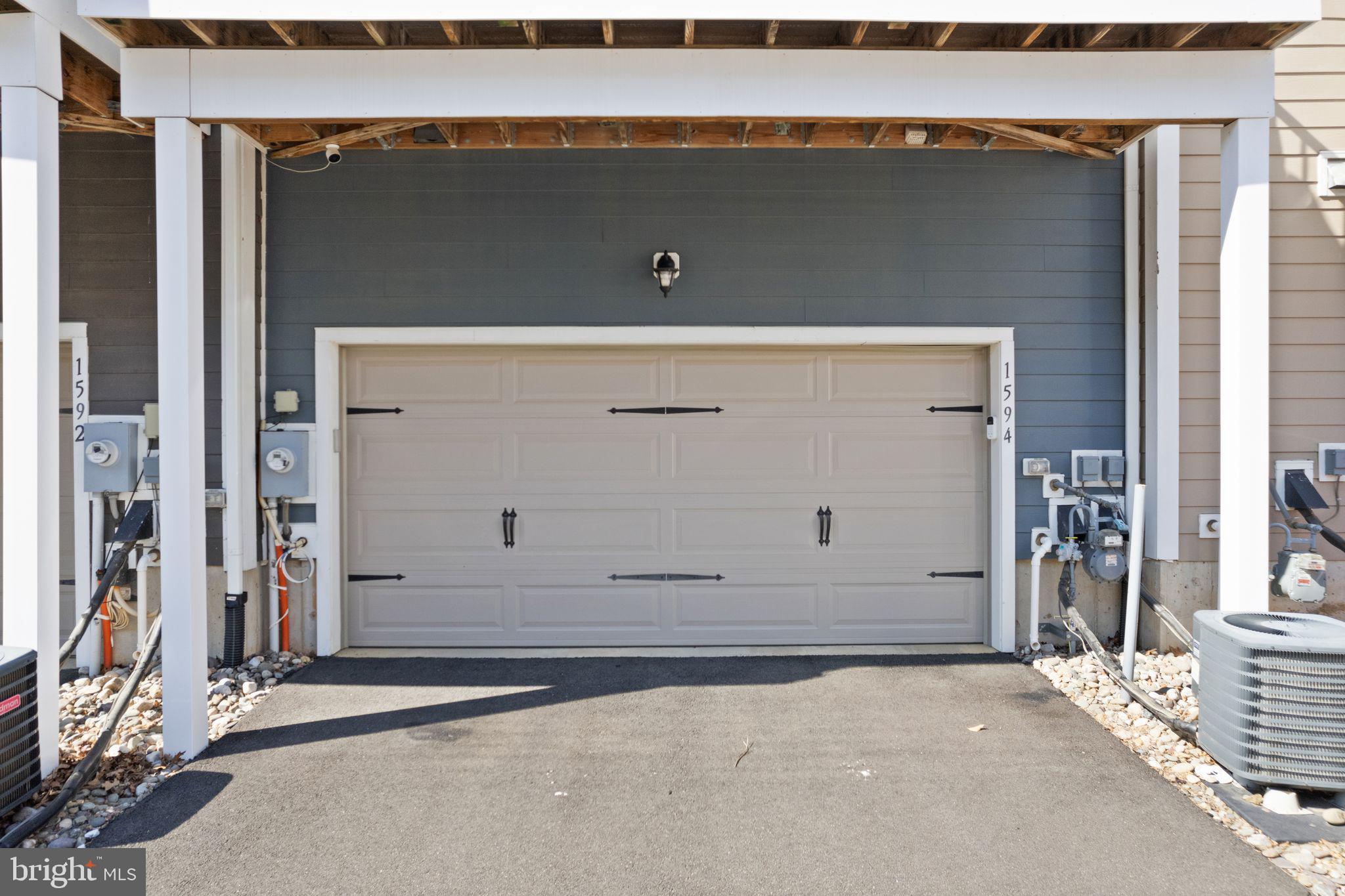 1594 Meadowlark Glen Rd