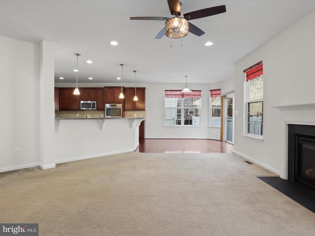 3523 EAGLE RIDGE DR