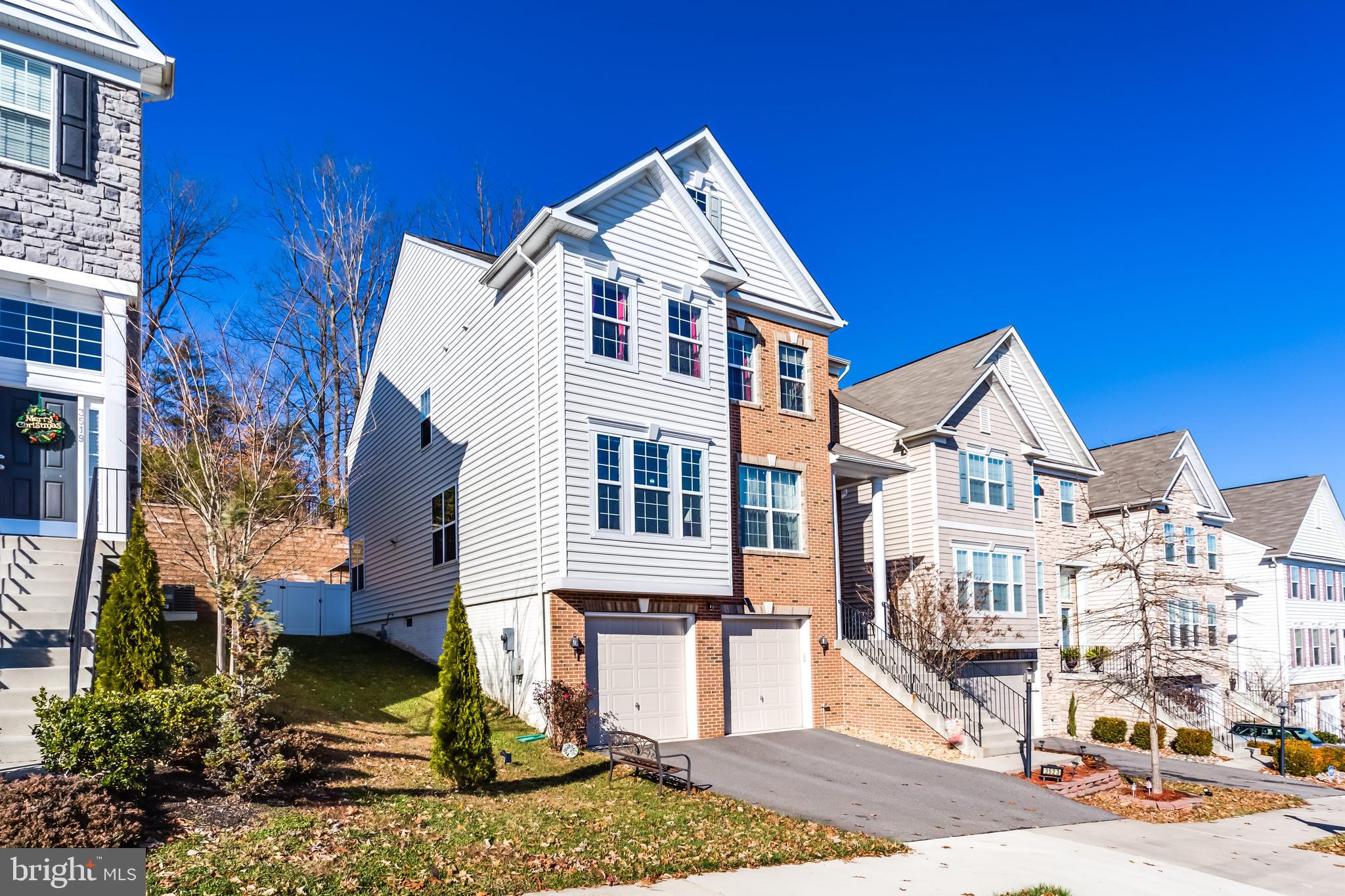 3523 EAGLE RIDGE DR