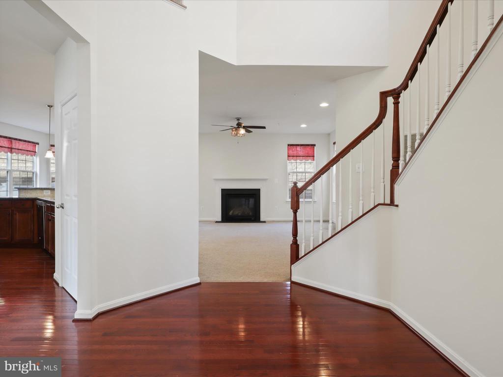 3523 EAGLE RIDGE DR