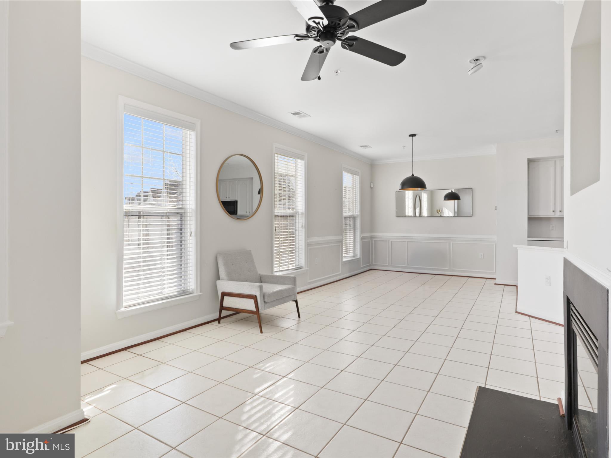 6857 Hampton Bay Ln