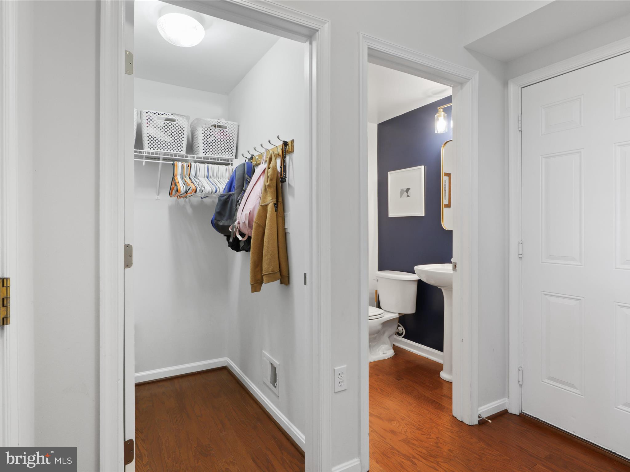 6857 Hampton Bay Ln