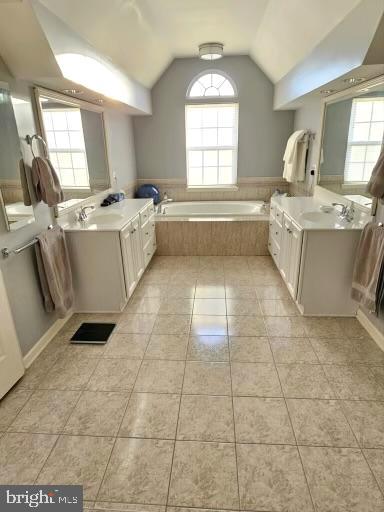 10466 MANNS HARBOR CT
