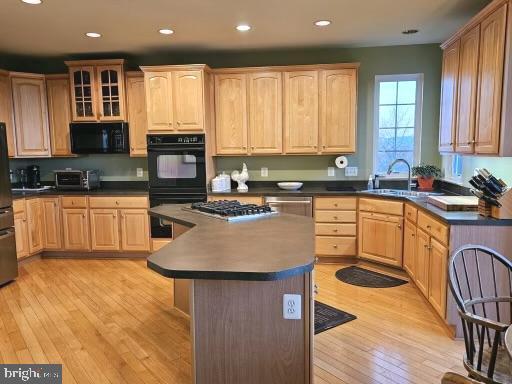 10466 MANNS HARBOR CT
