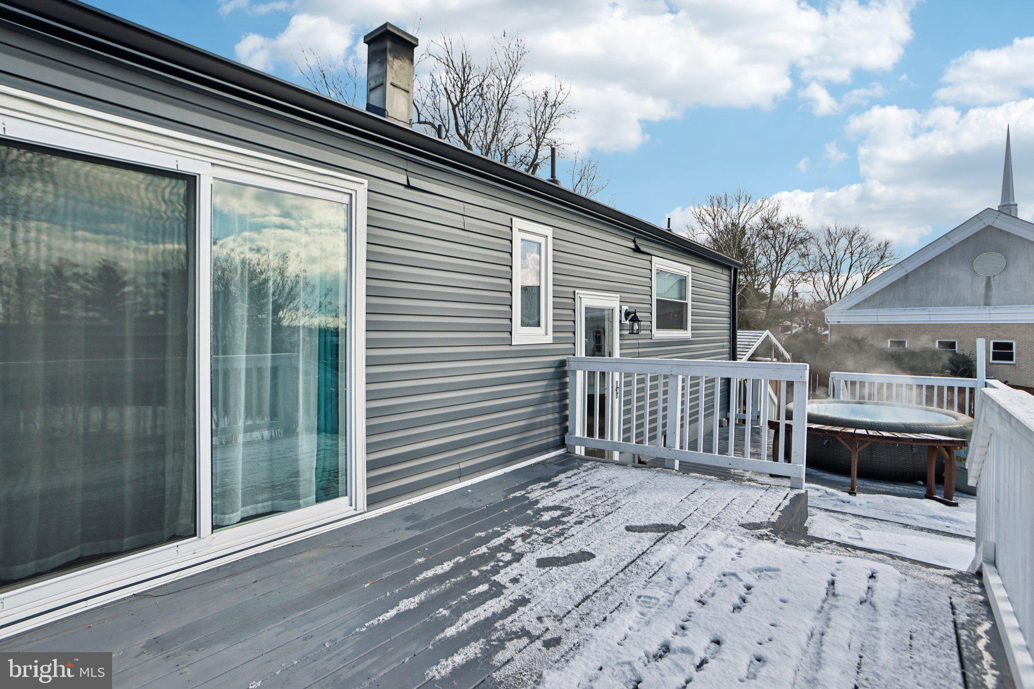 15830 Donald Curtis Dr