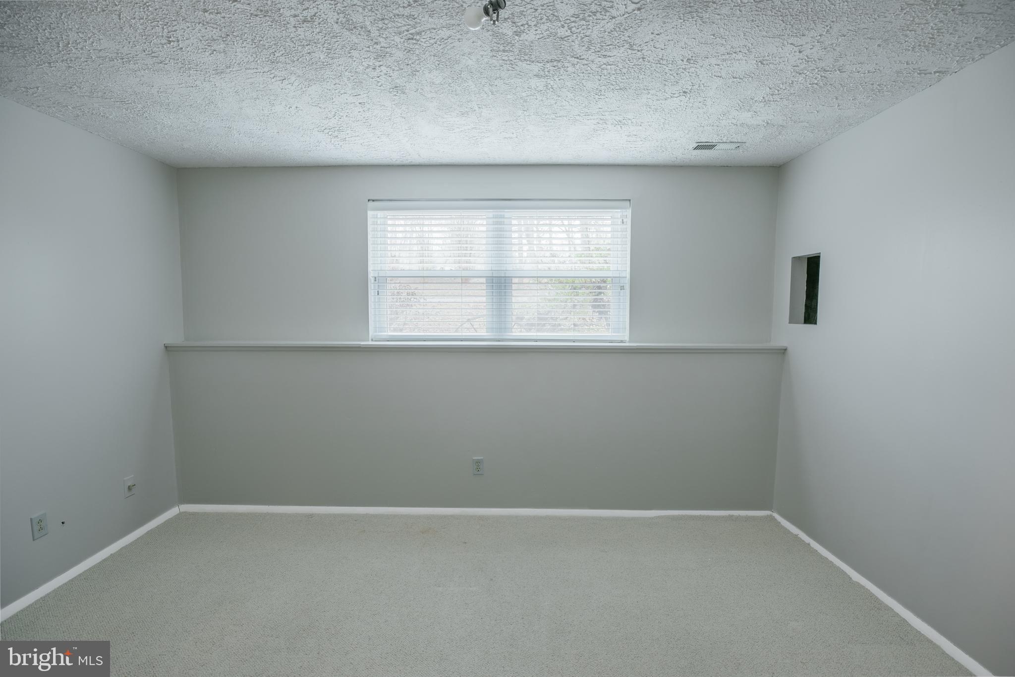 8142 Raphiel Ct