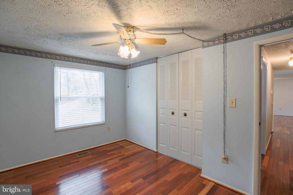 8142 Raphiel Ct