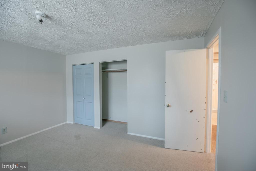 8142 Raphiel Ct