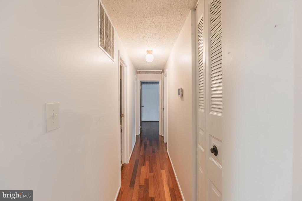 8142 Raphiel Ct