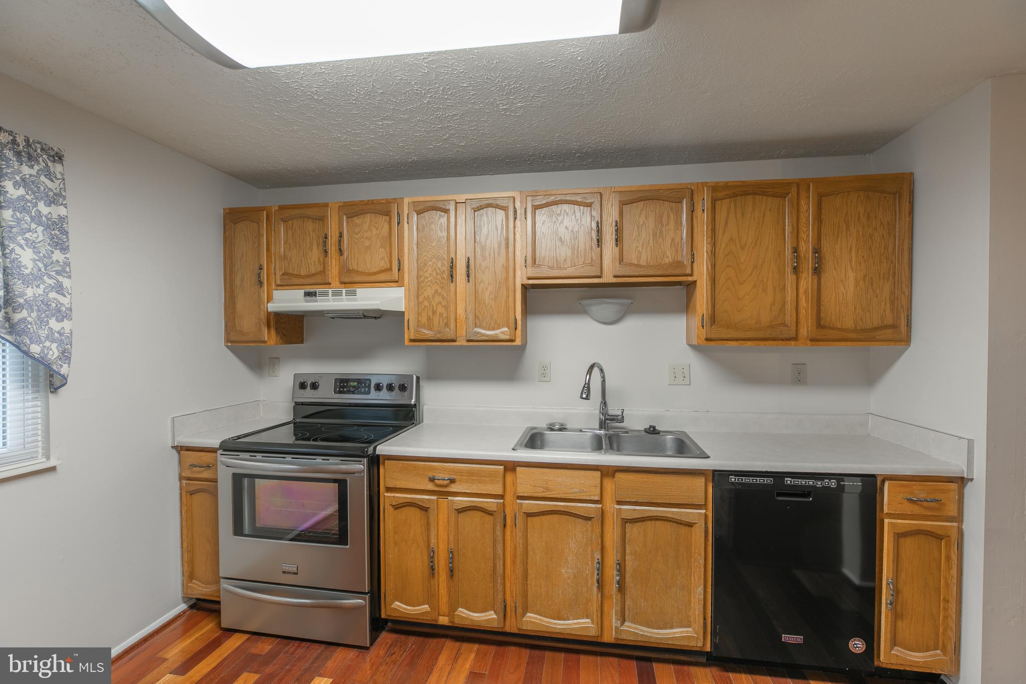 8142 Raphiel Ct
