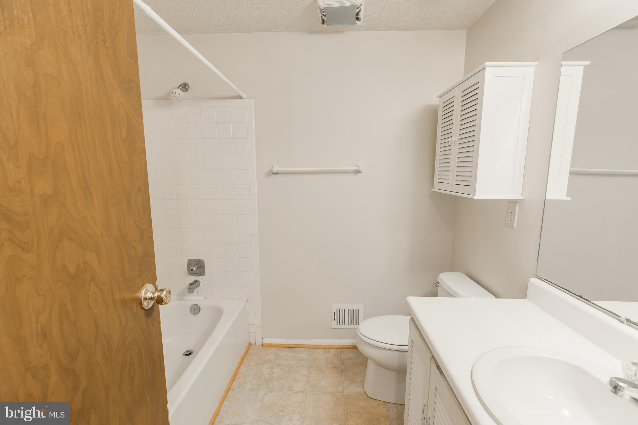 8142 Raphiel Ct