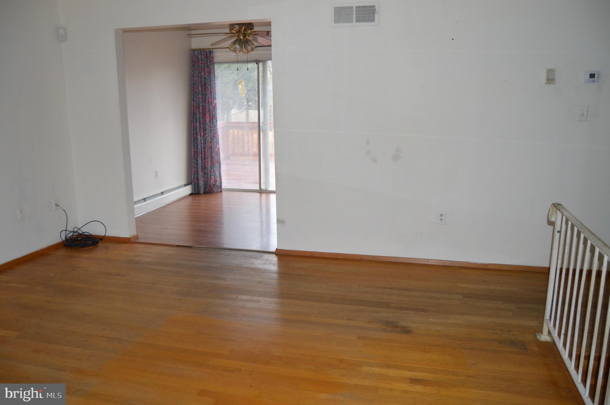 14901 Cordell Ave