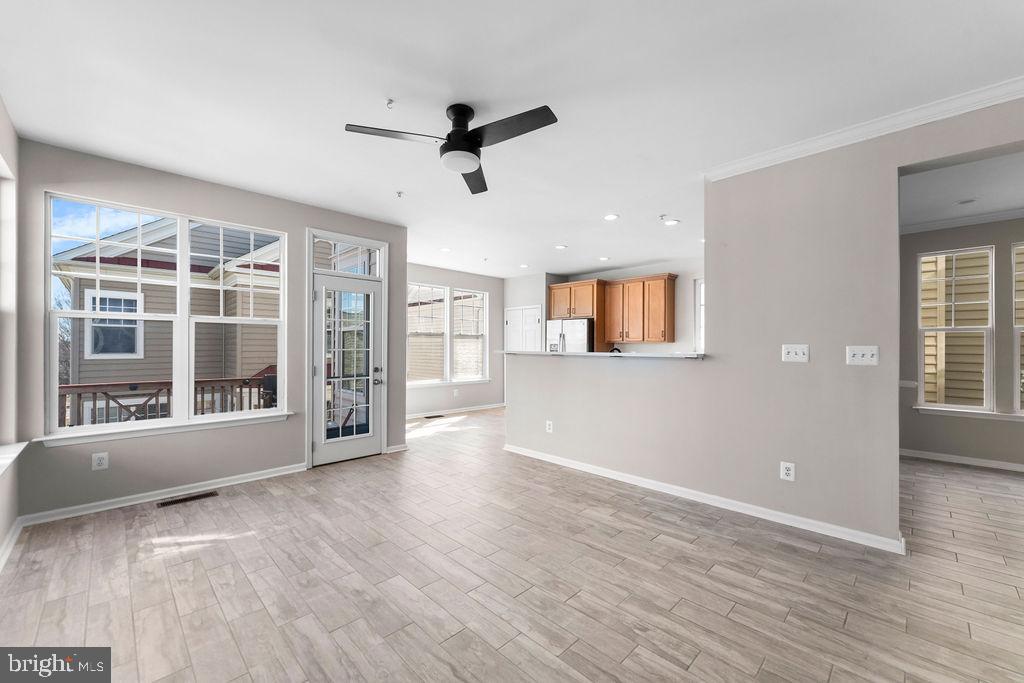 10043 Pentland Hills Way