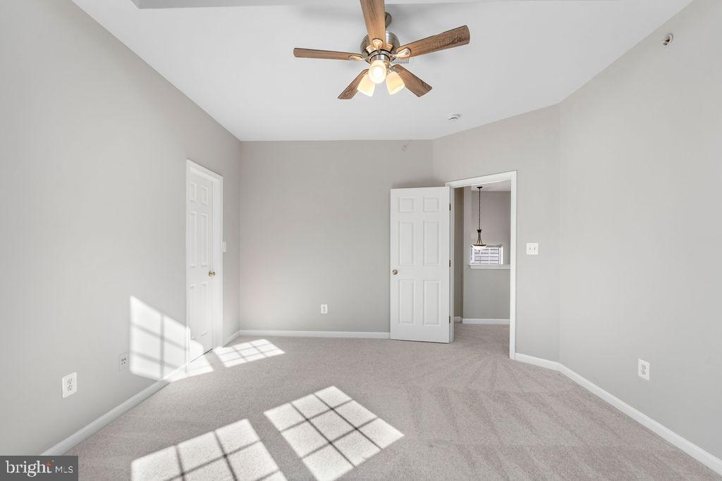 10043 Pentland Hills Way