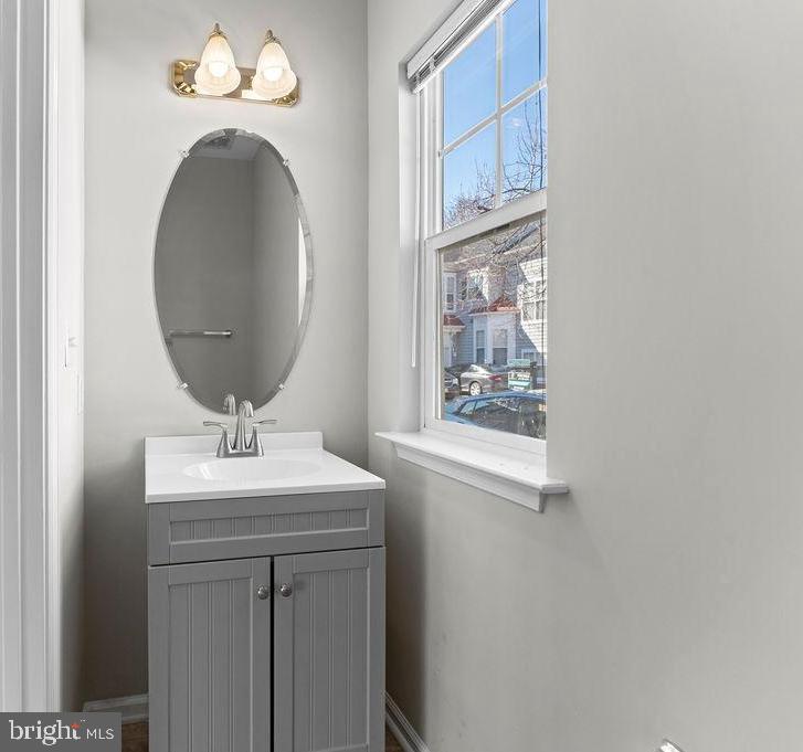 10043 Pentland Hills Way