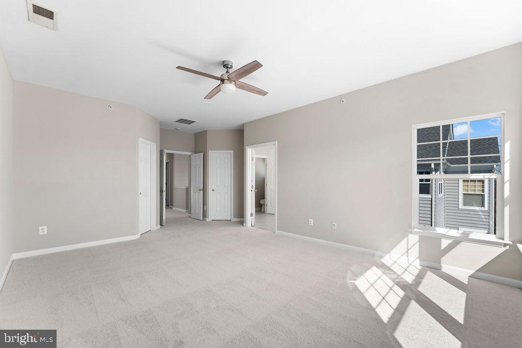 10043 Pentland Hills Way