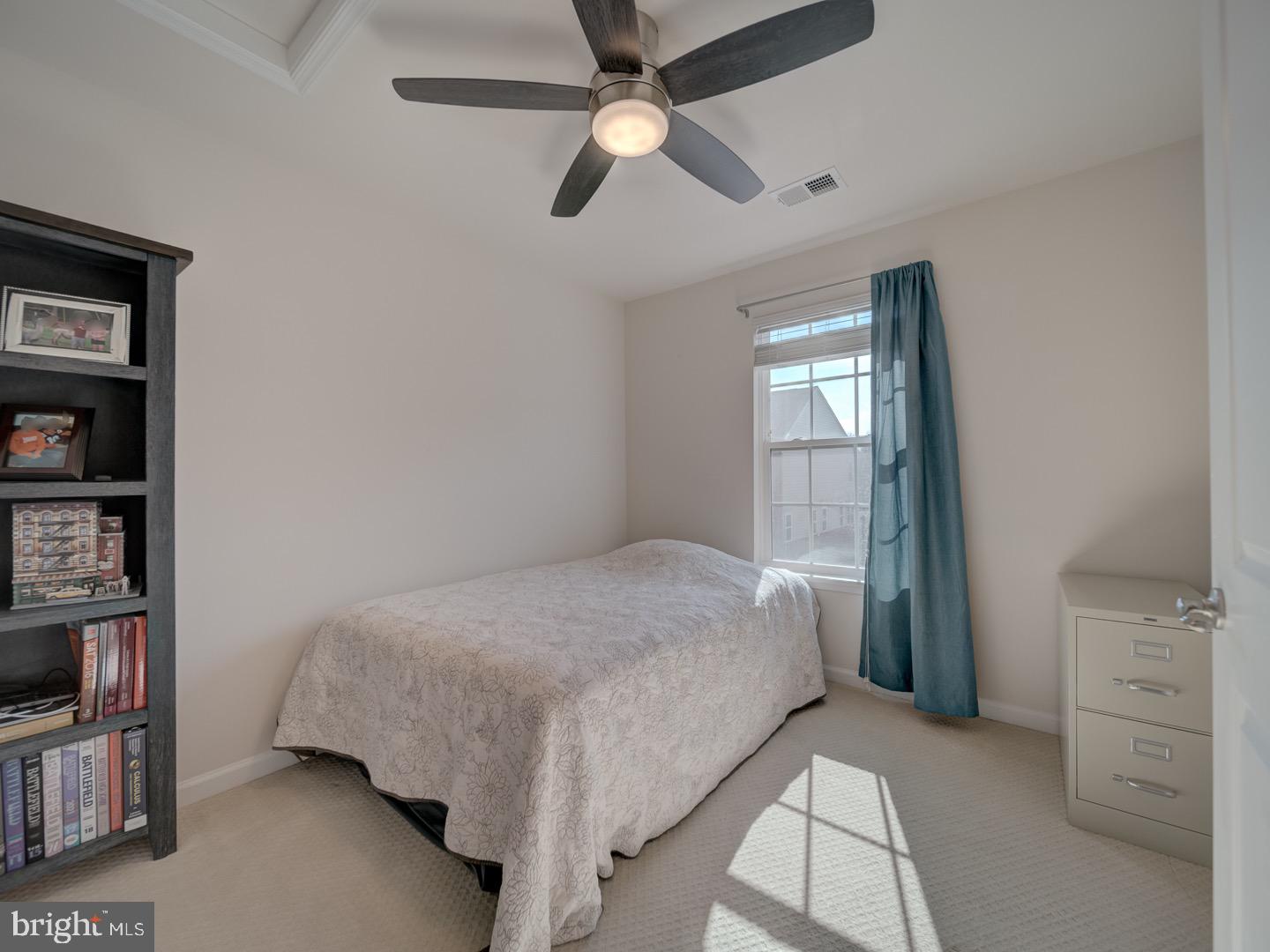7038 Kona Dr