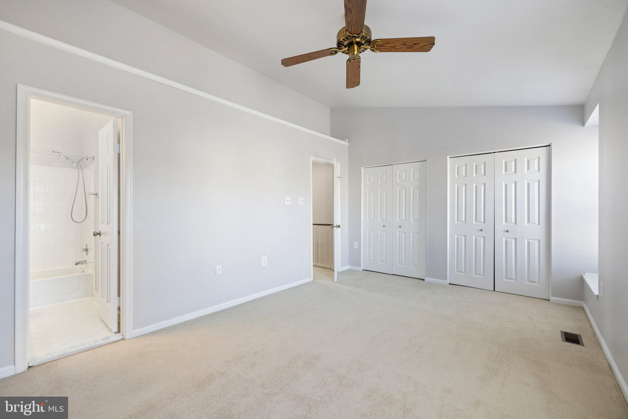 10243 JAMAICA LN