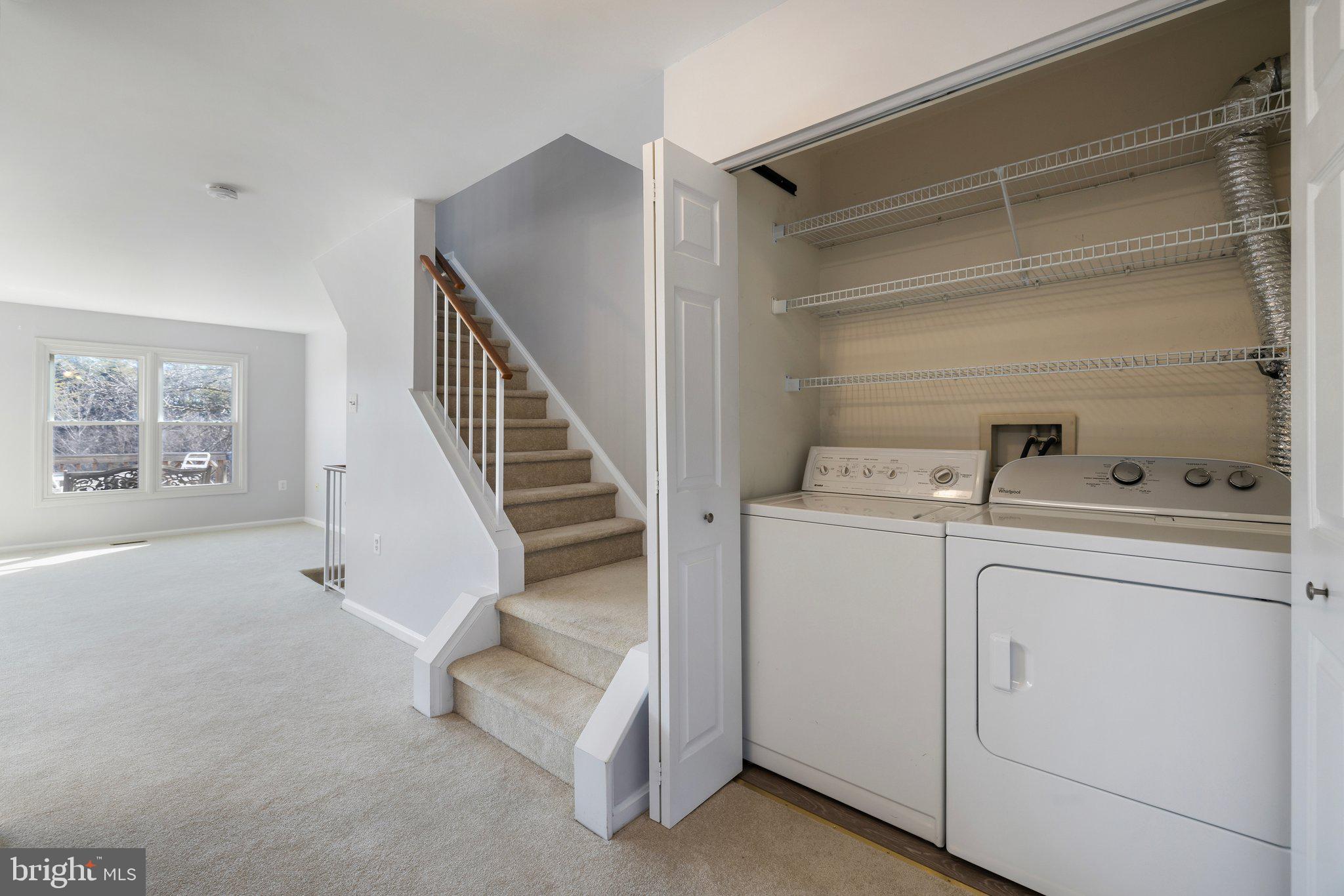 10243 JAMAICA LN