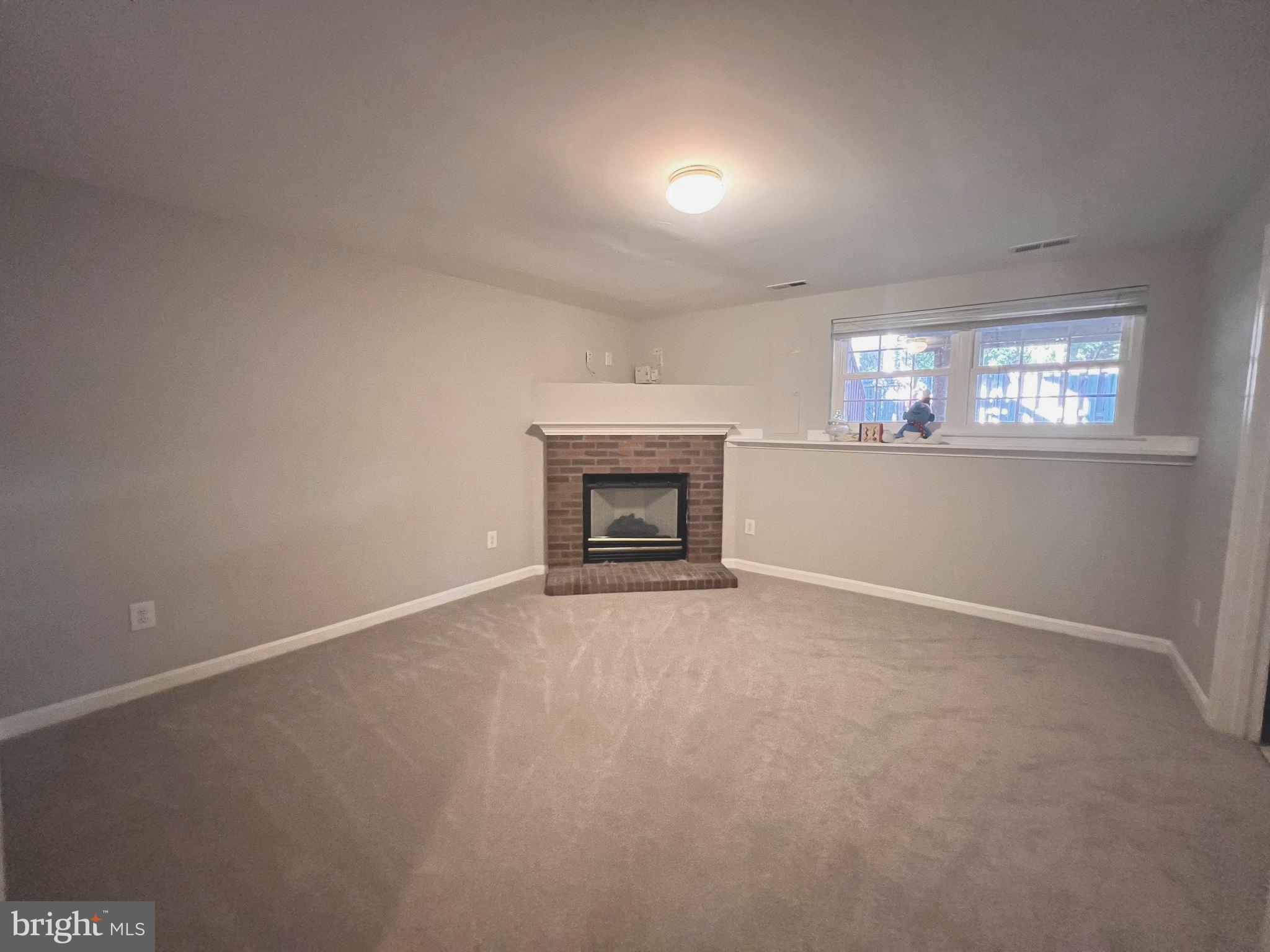 10510 MONTROSE WAY
