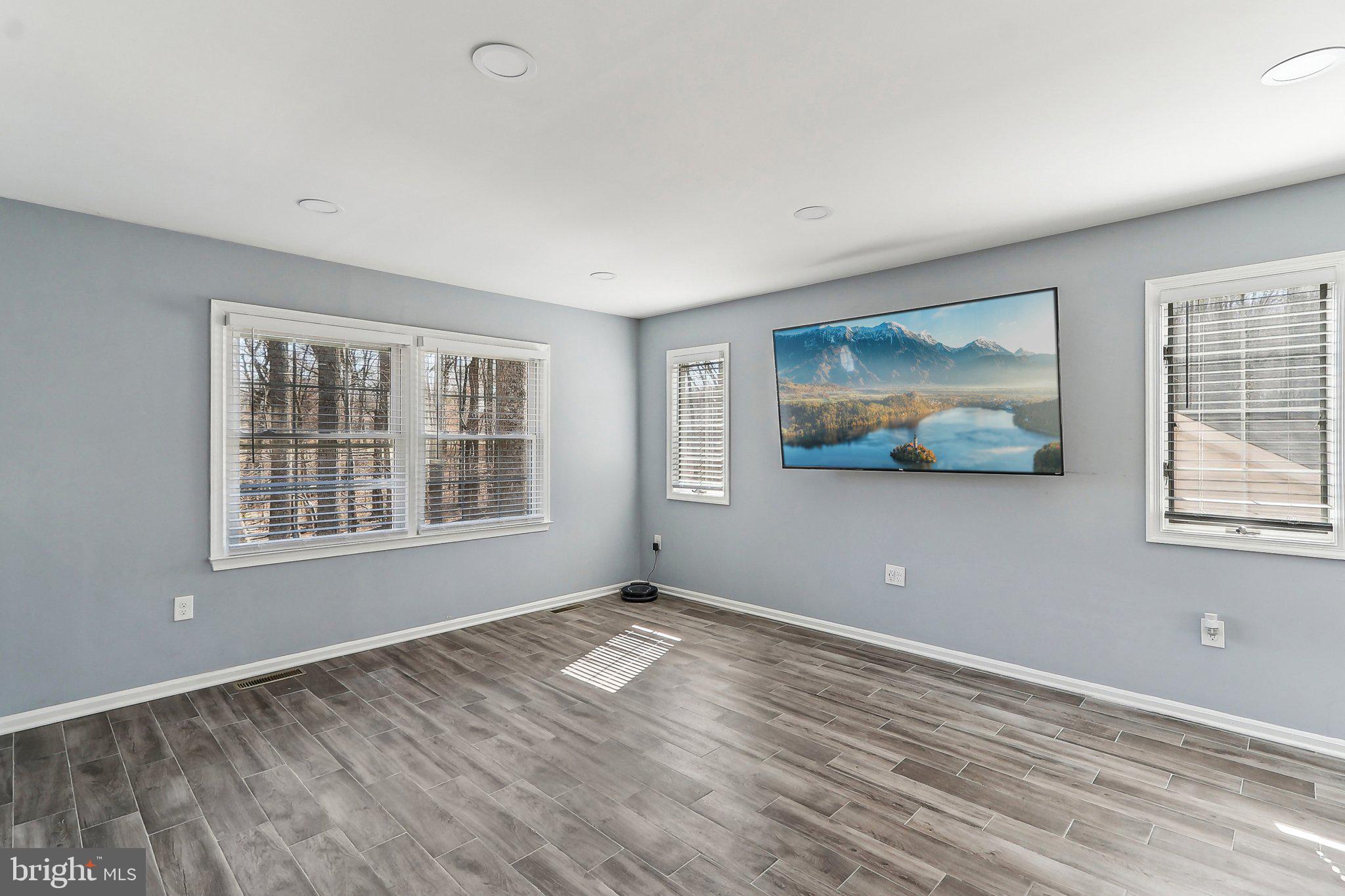 15706 Scotts Valley Dr