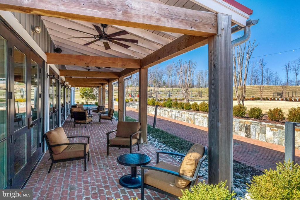 17914 Woods Overlook Dr