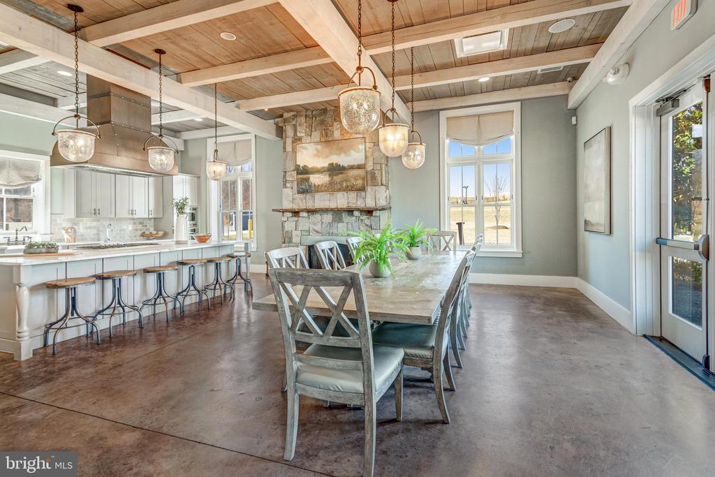 17914 Woods Overlook Dr
