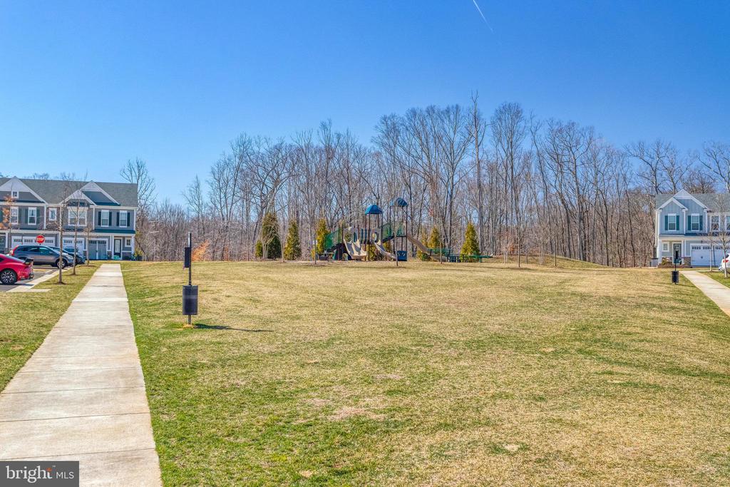 17914 Woods Overlook Dr