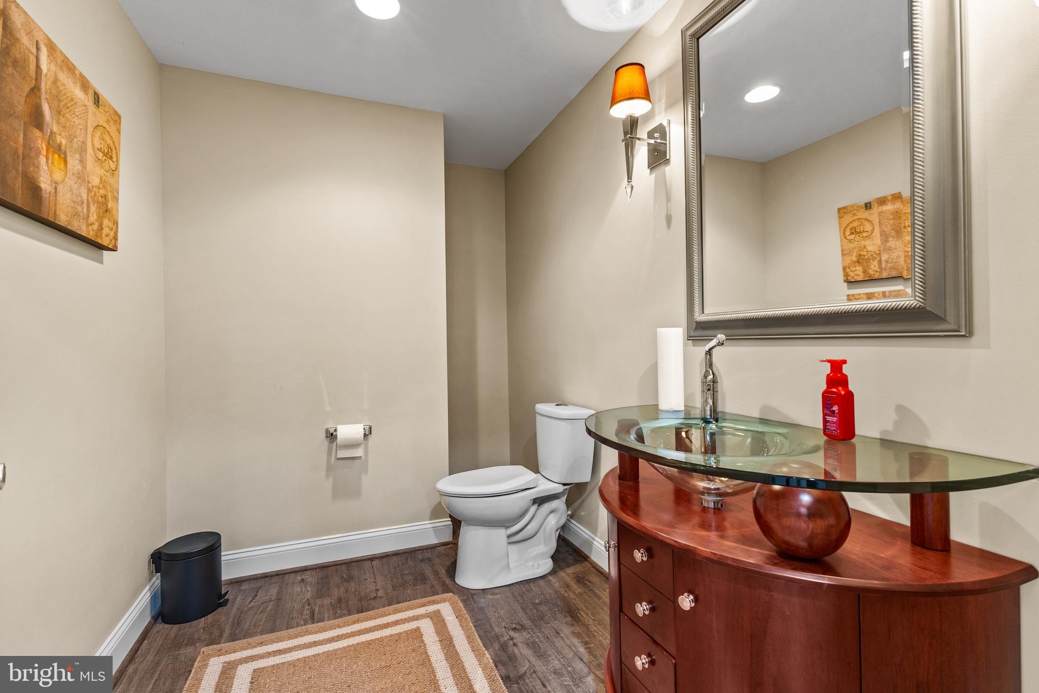 15049 Doral Pl