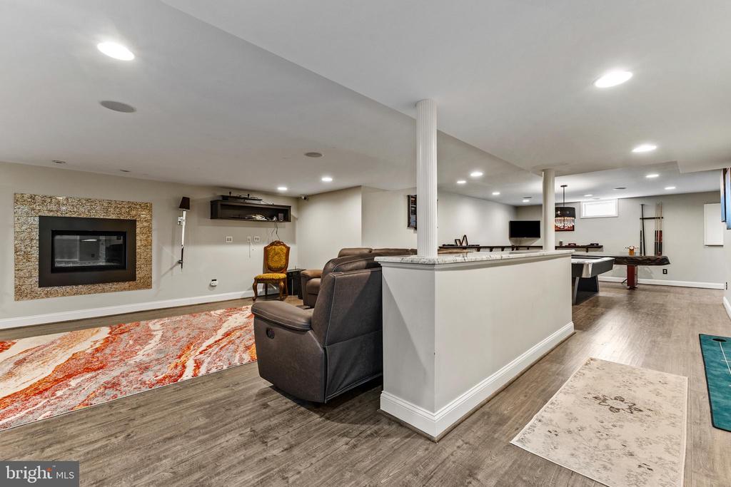 15049 Doral Pl
