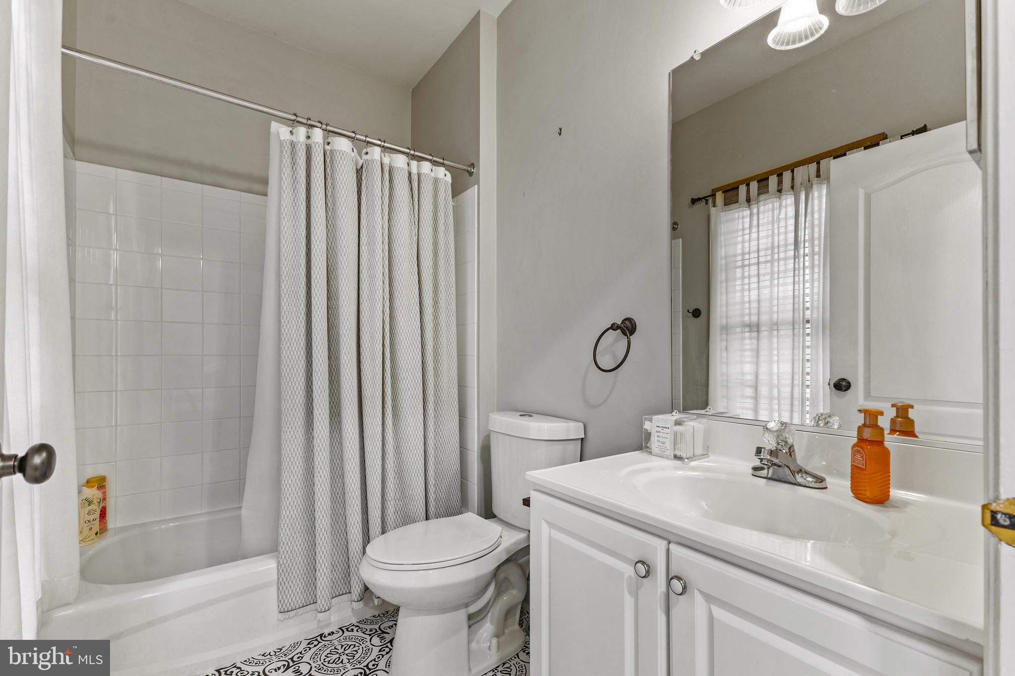 15049 Doral Pl