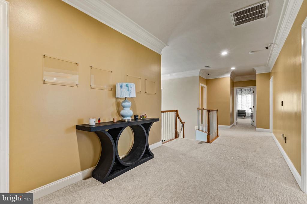 15049 Doral Pl