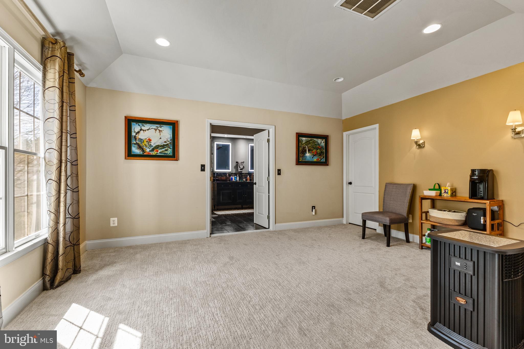 15049 Doral Pl