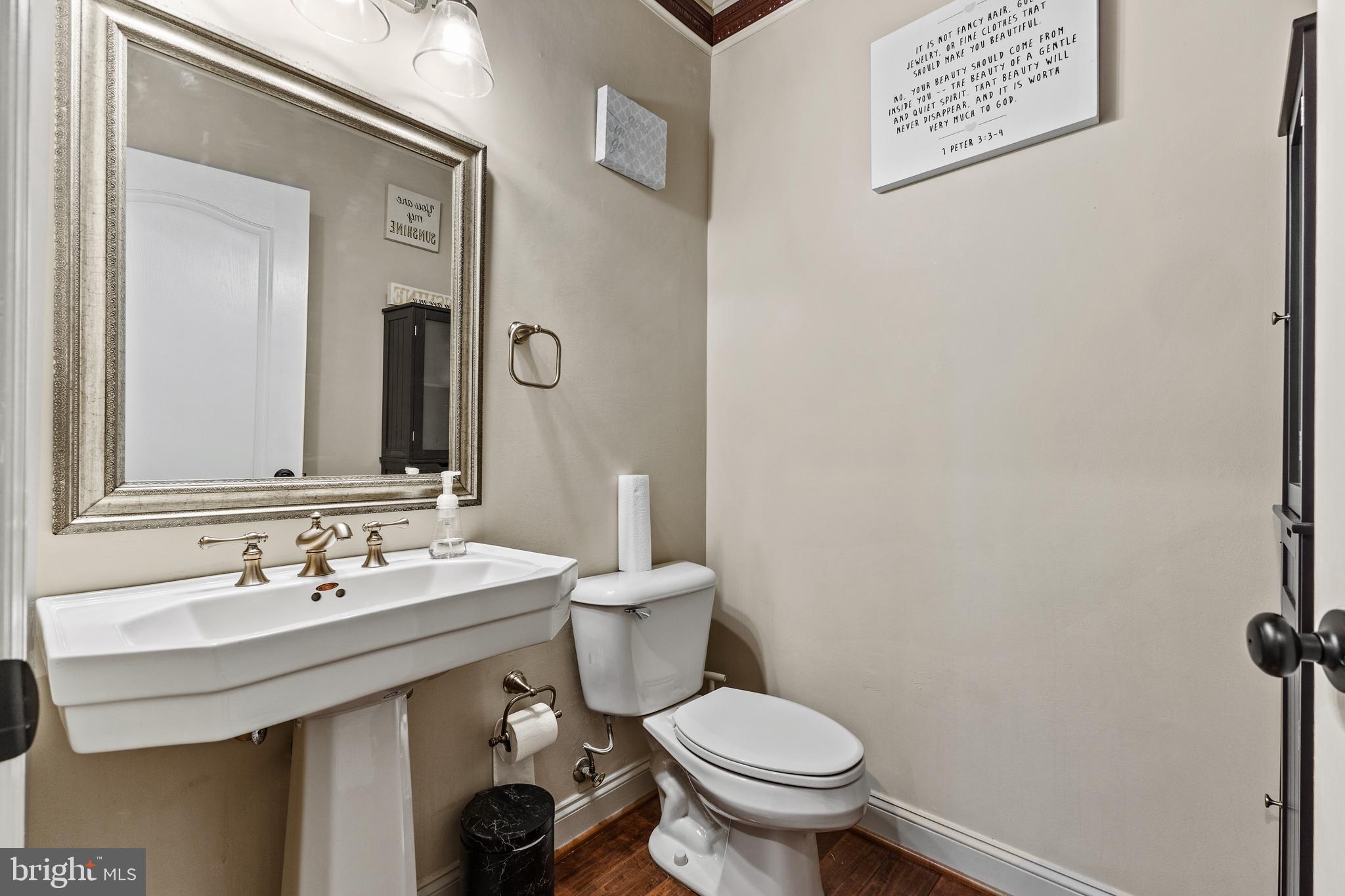15049 Doral Pl