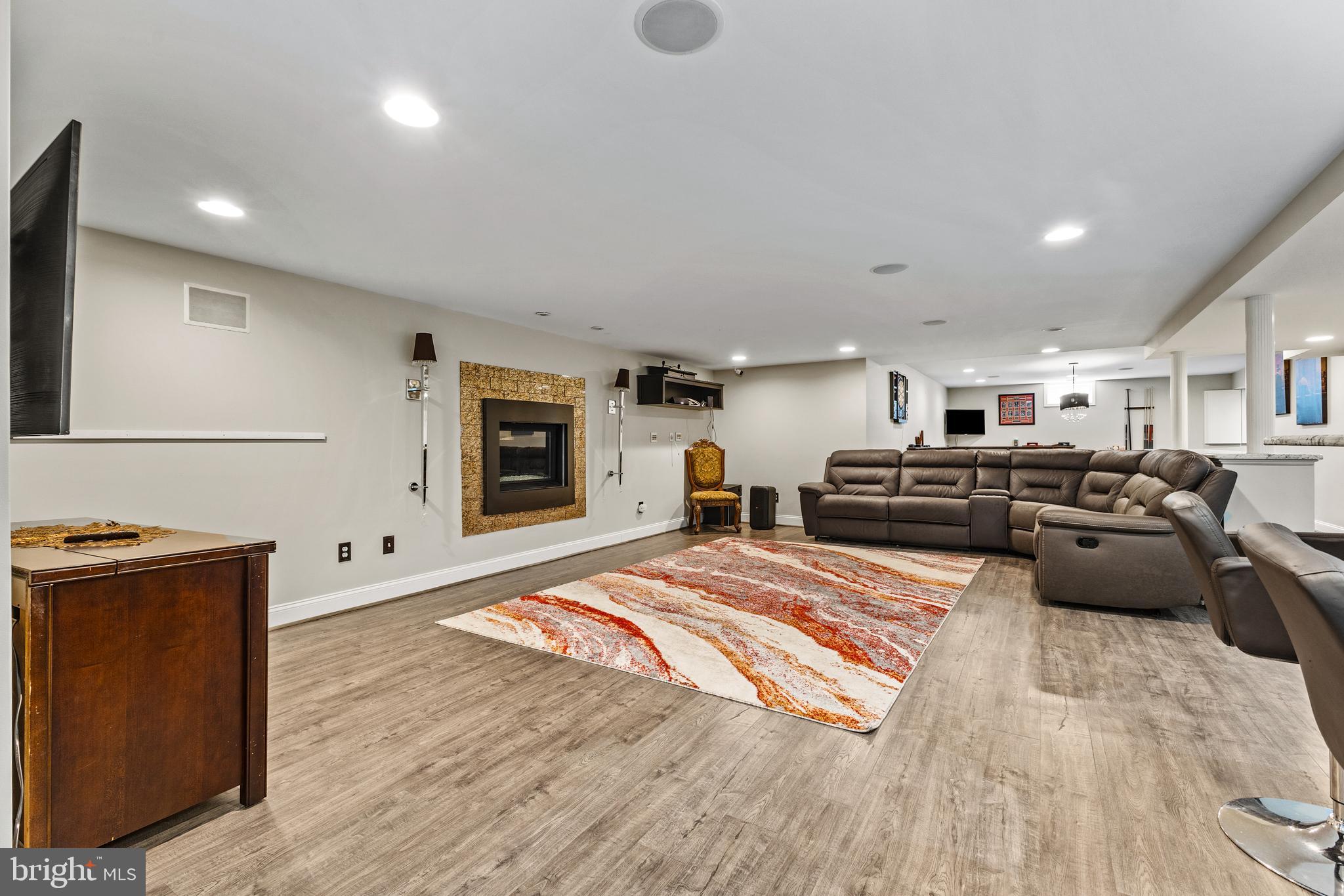 15049 Doral Pl