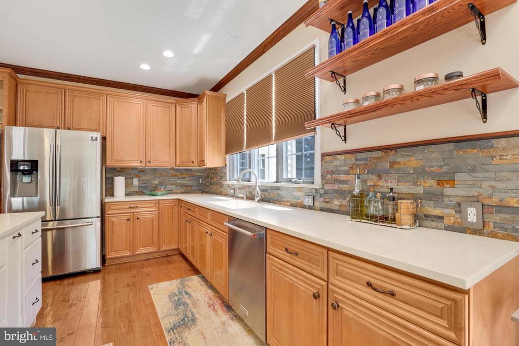 15049 Doral Pl
