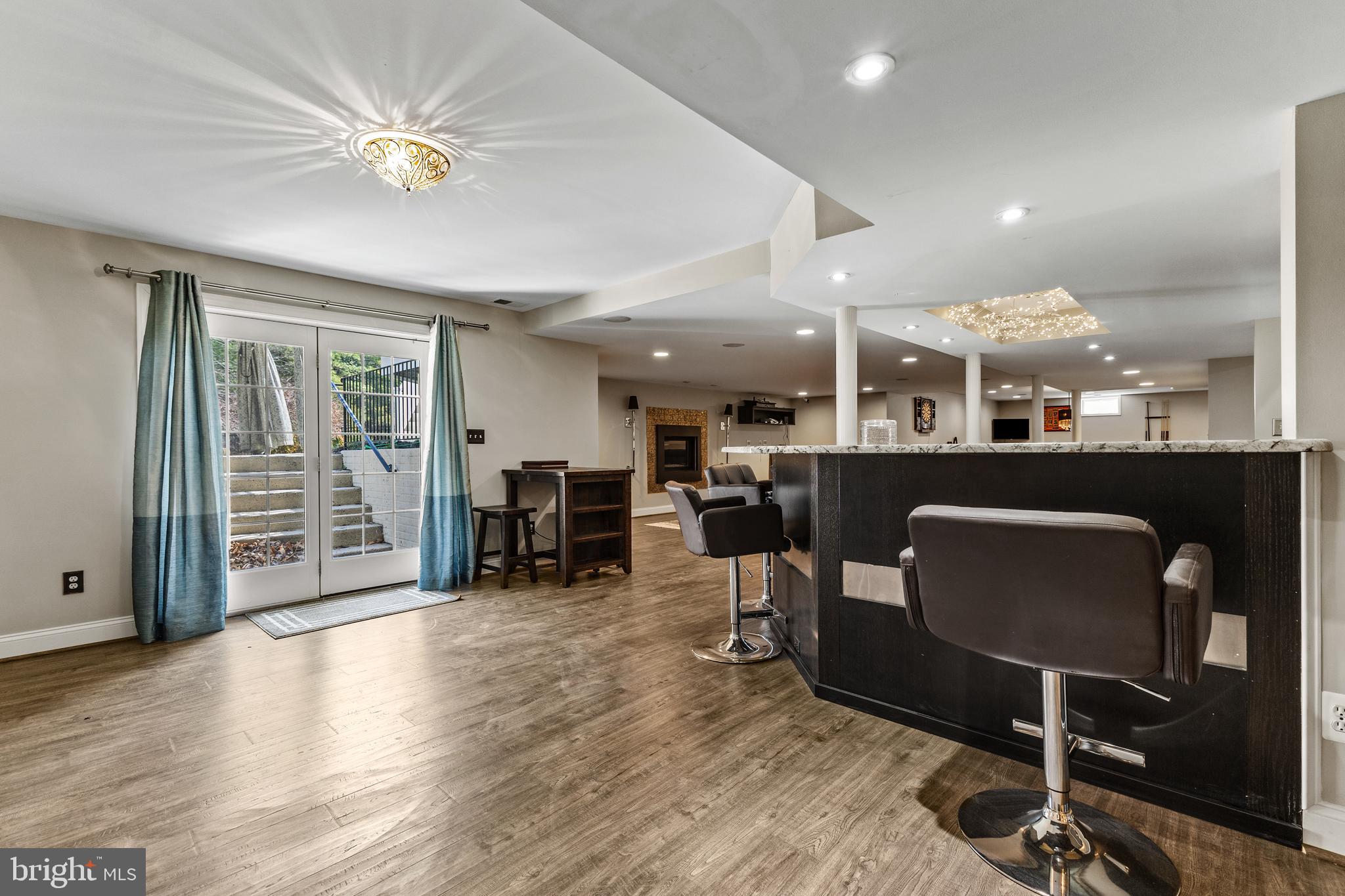 15049 Doral Pl