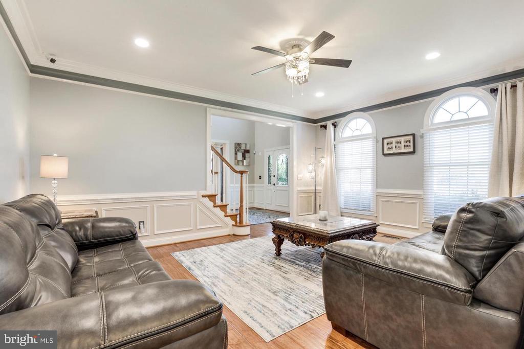 15049 Doral Pl