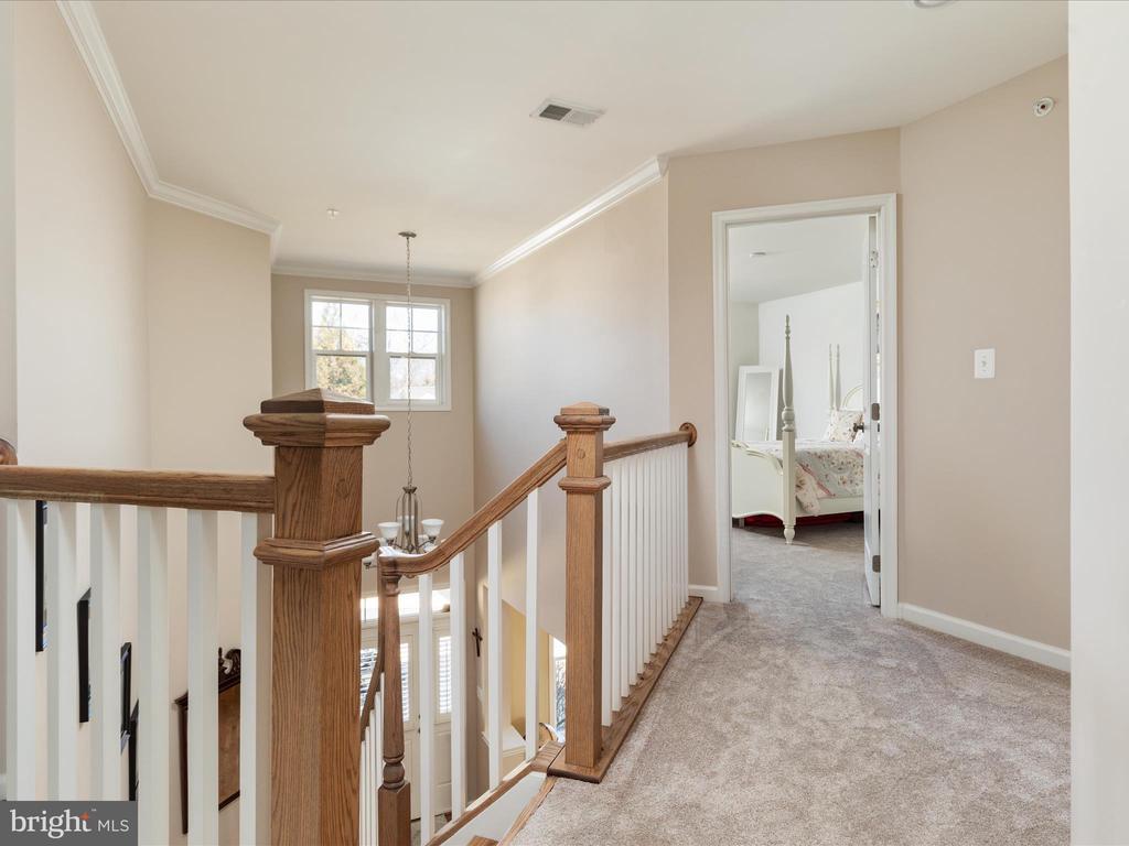 14353 Northbrook Ln