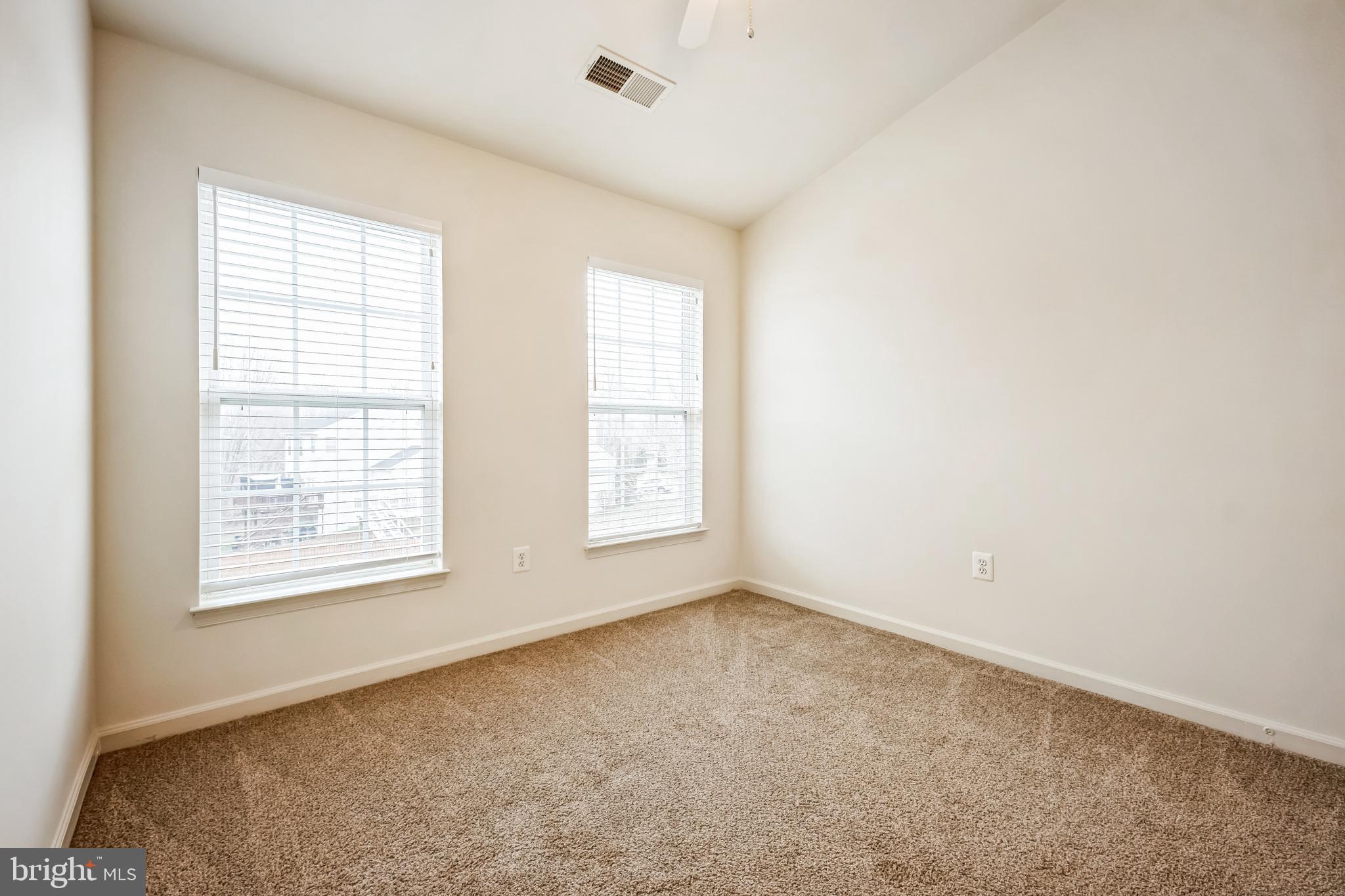 5553 Hobsons Choice Loop