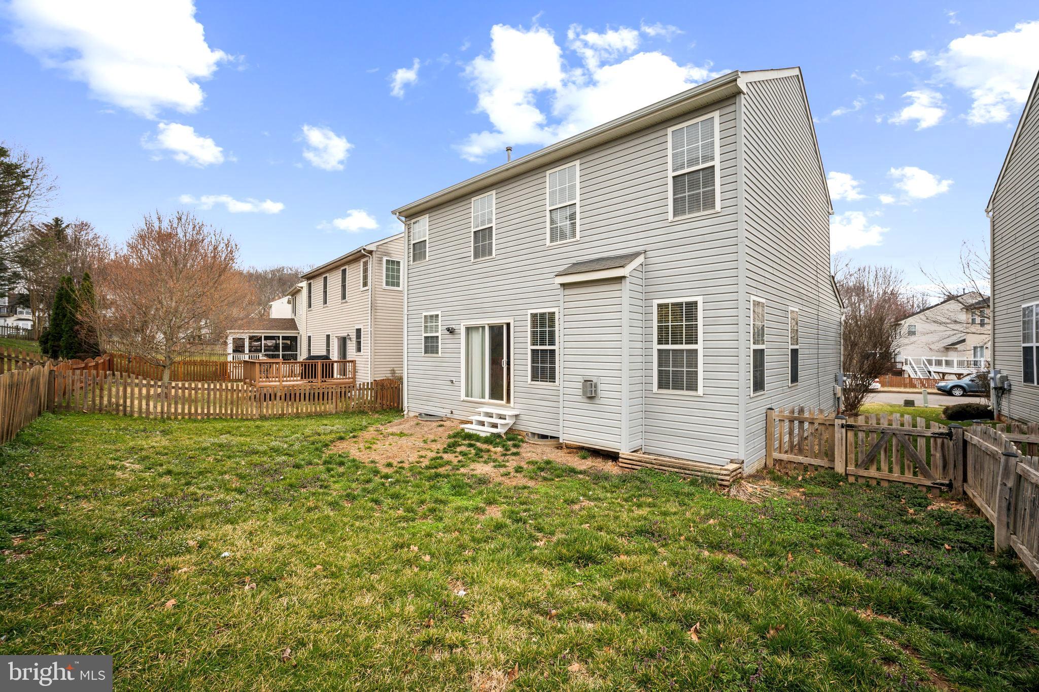 5553 Hobsons Choice Loop