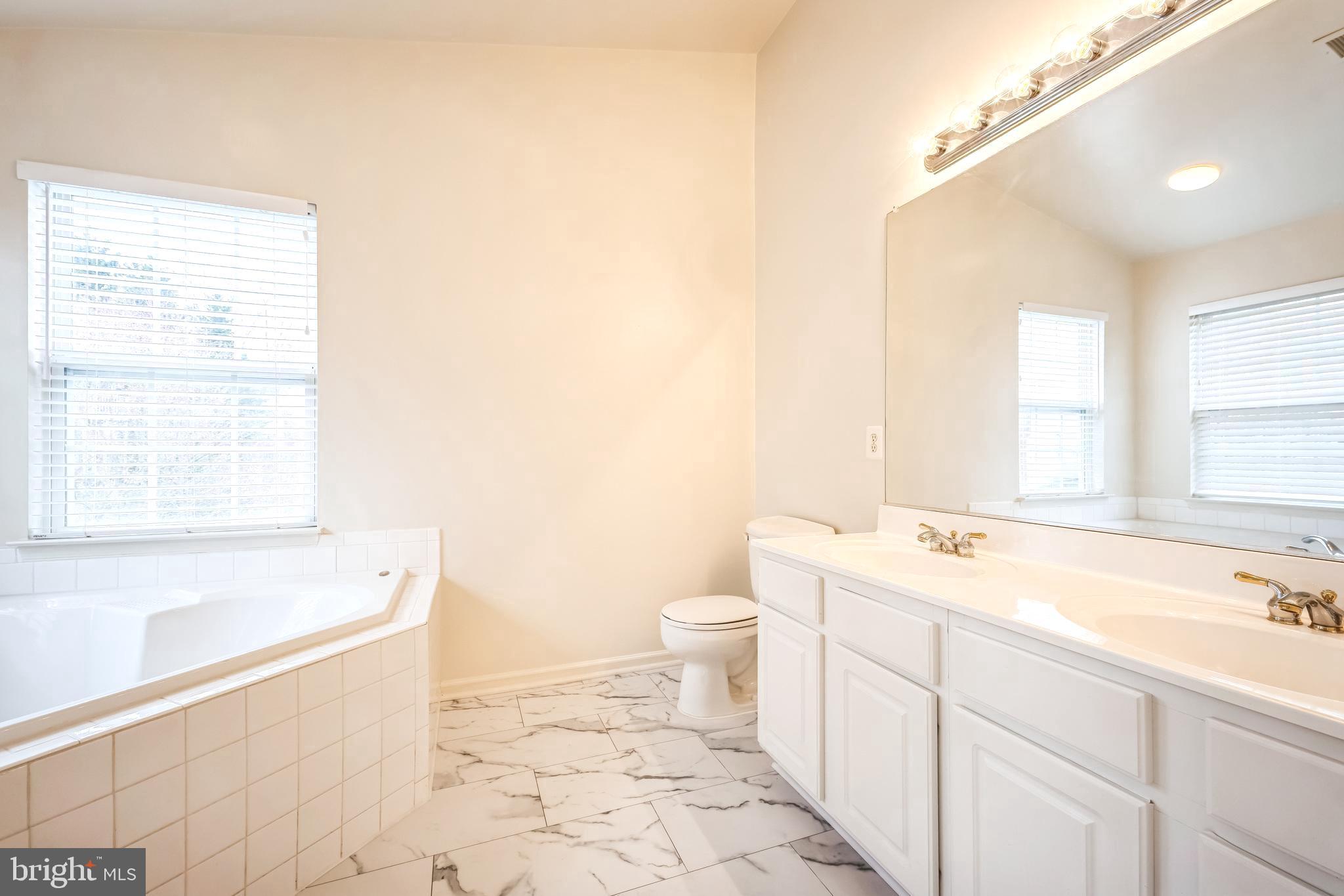 5553 Hobsons Choice Loop